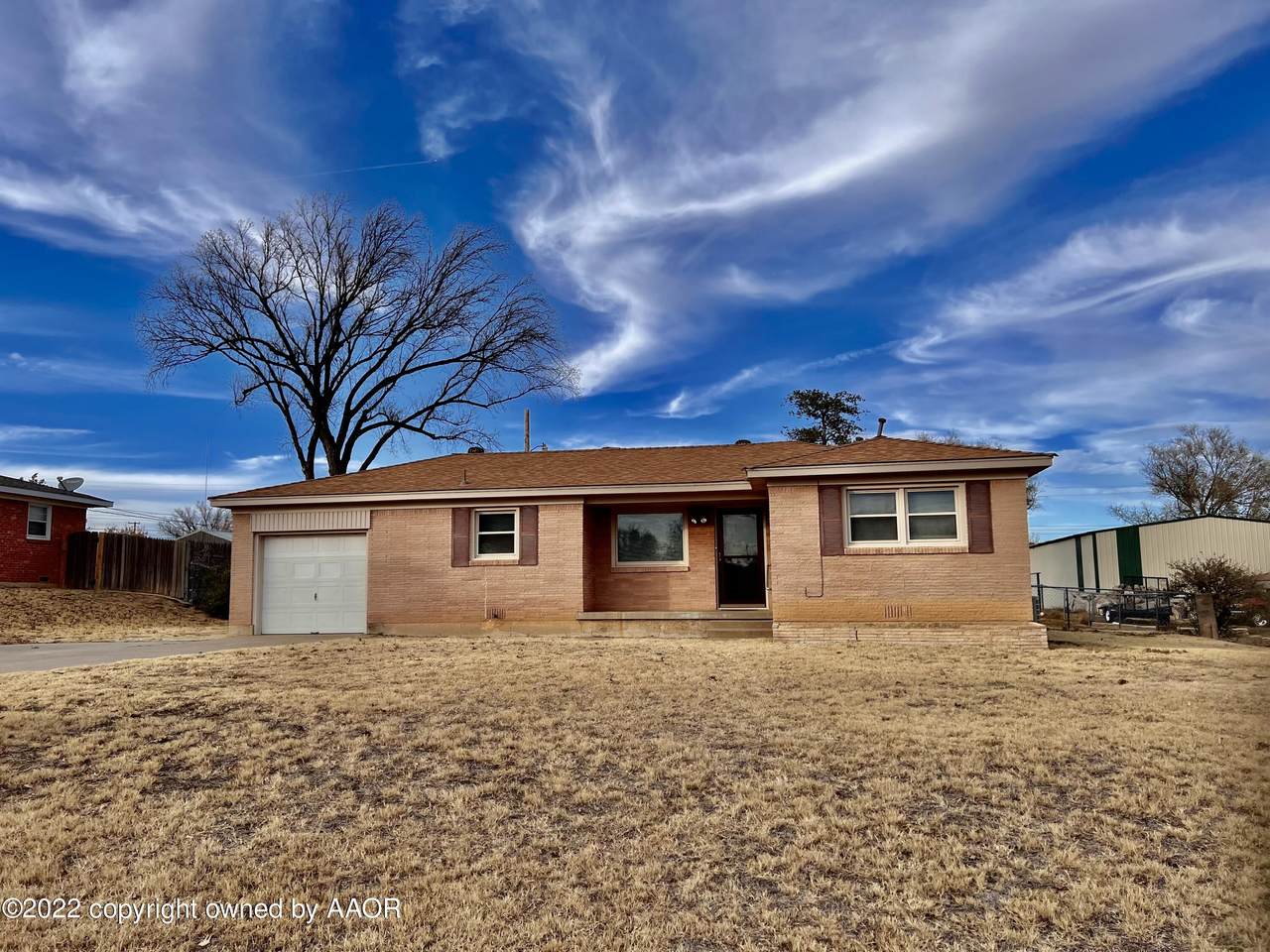 337 Fairlane Avenue - Photo 1