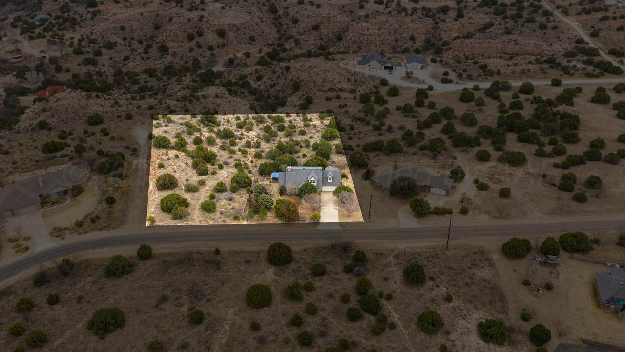 440 Roberts Drive - Photo 1