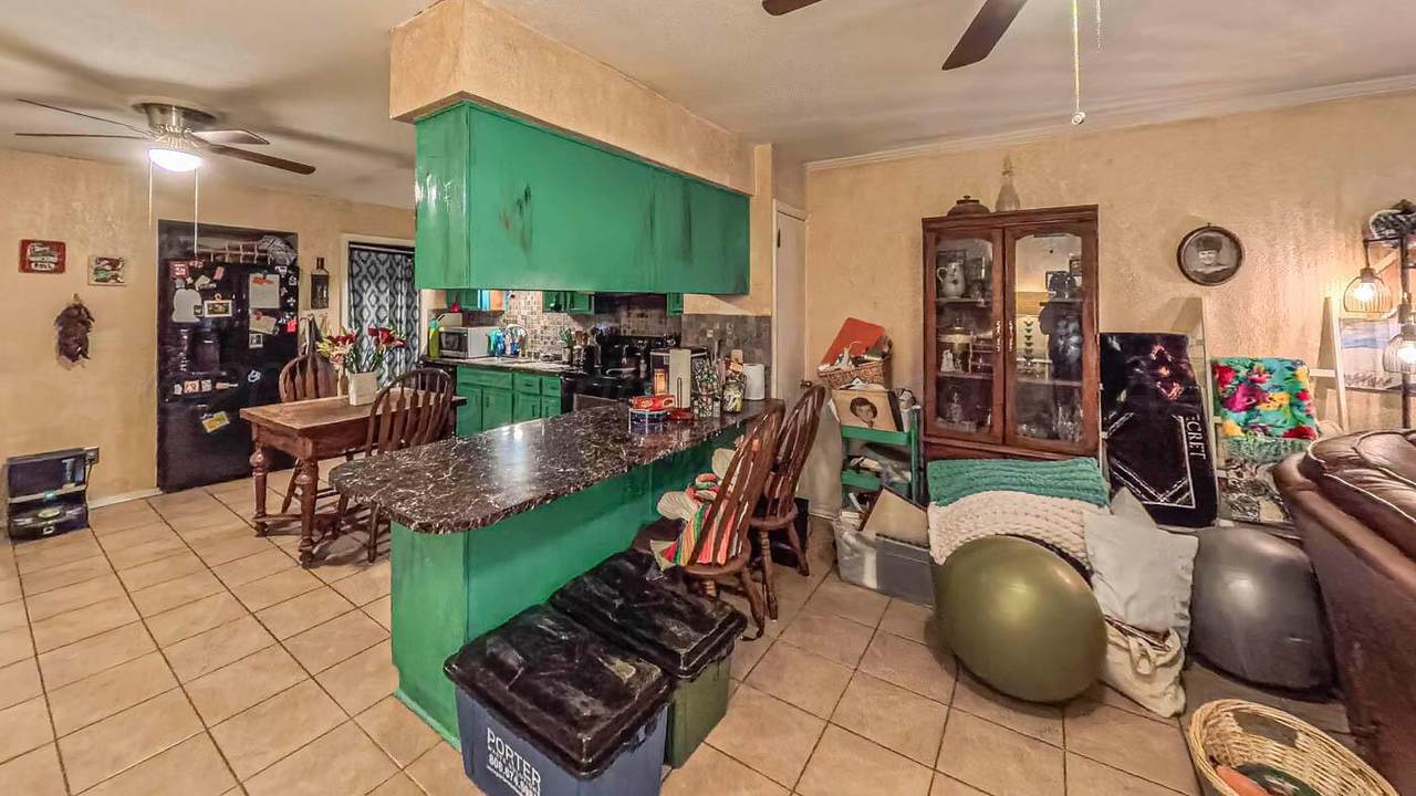 https://bt-photos.global.ssl.fastly.net/amarillo/1280_boomver_1_26-1964-2.jpg