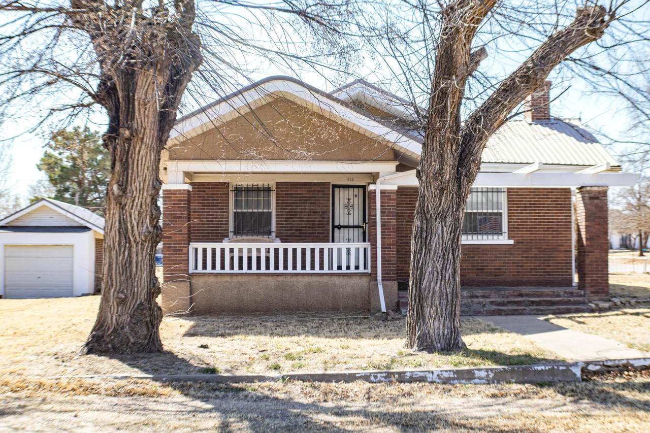 302 6th Street - Photo 1