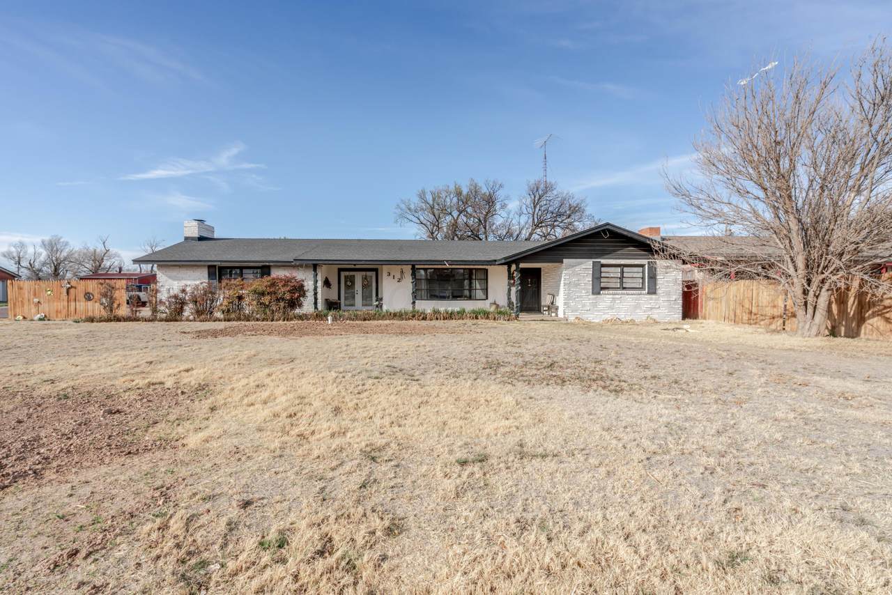 312 6th Street - Photo 1