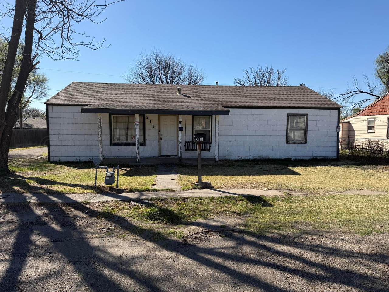 215 Hickory Street - Photo 1