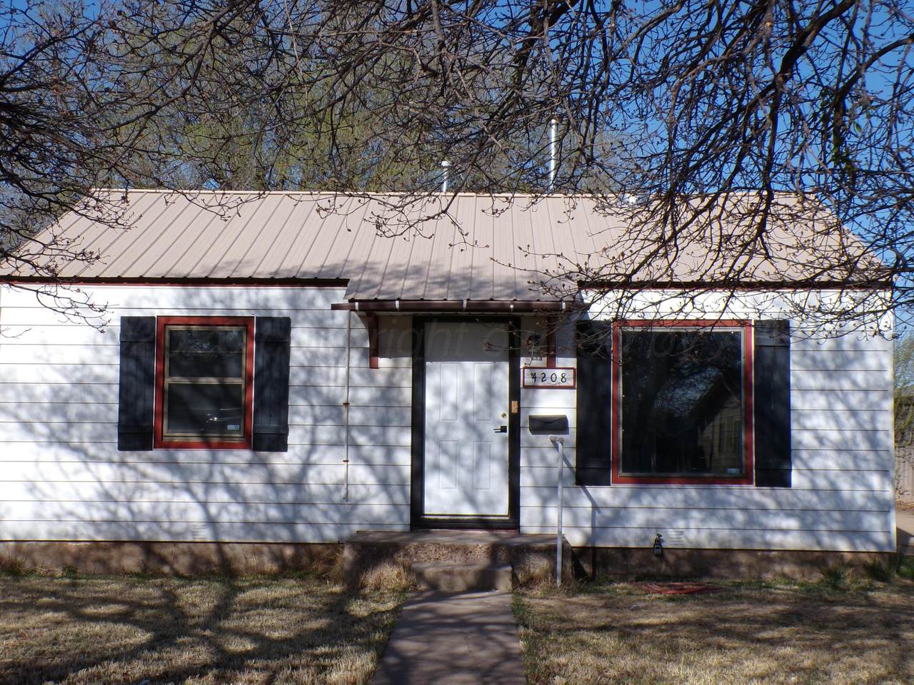 4208 Ong Street - Photo 1
