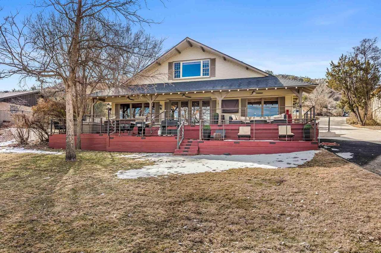153 Shore Drive - Photo 1
