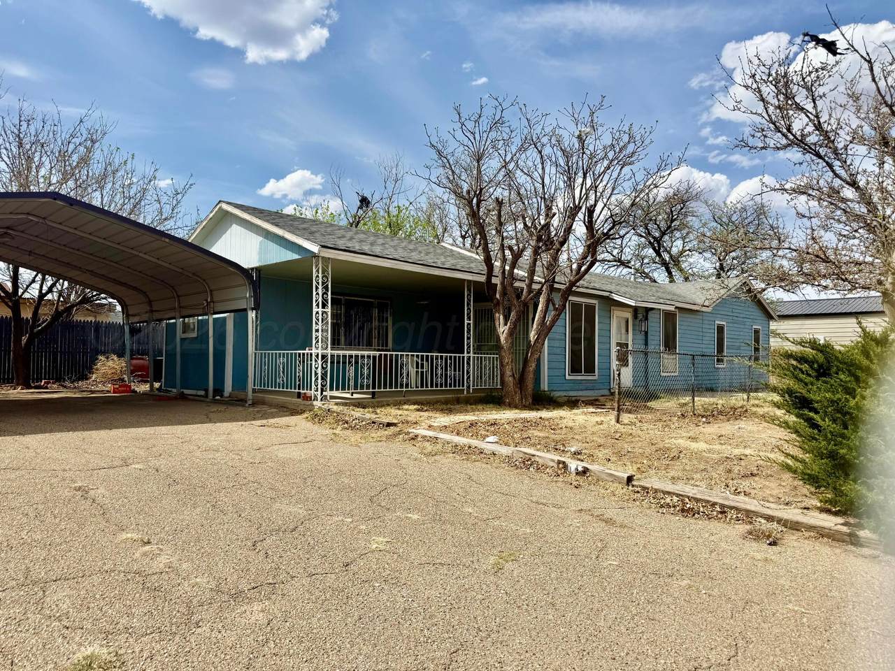 1518 Williams Street - Photo 1