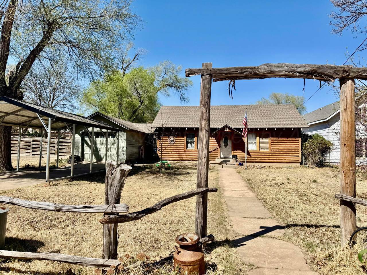 811 Bungalow Avenue - Photo 1