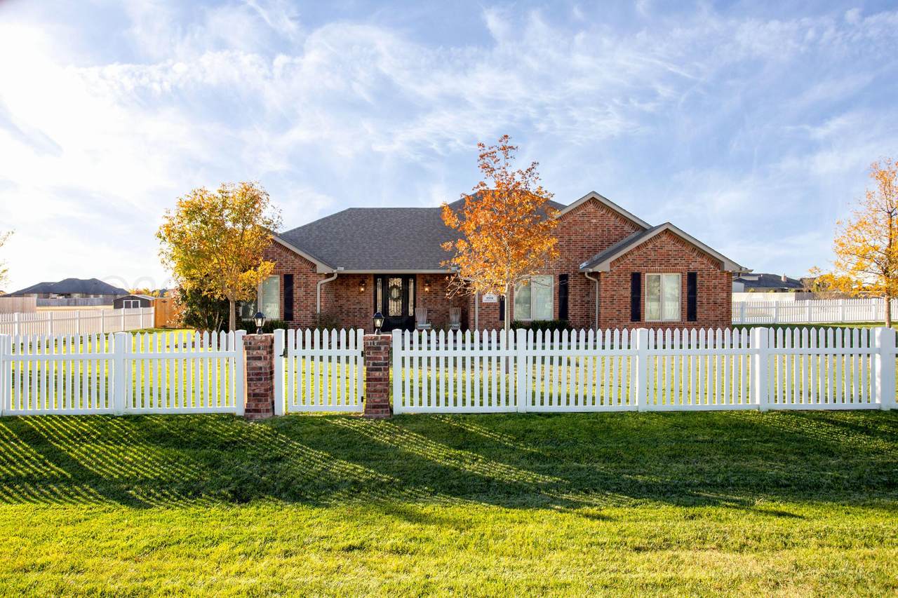 9551 Yesterday Lane - Photo 1