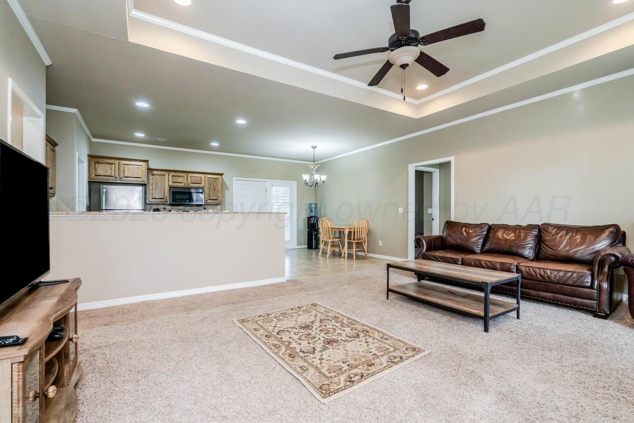 6814 Tivis Street - Photo 1