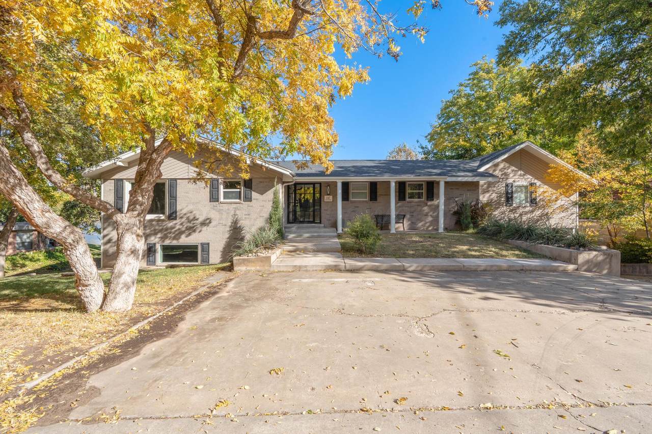 147 Shore Drive - Photo 1