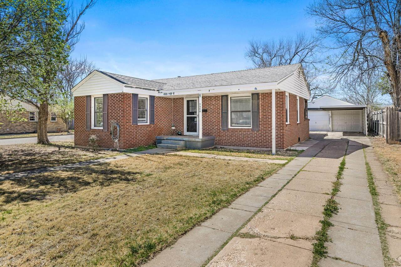 2908 Monroe Street - Photo 1