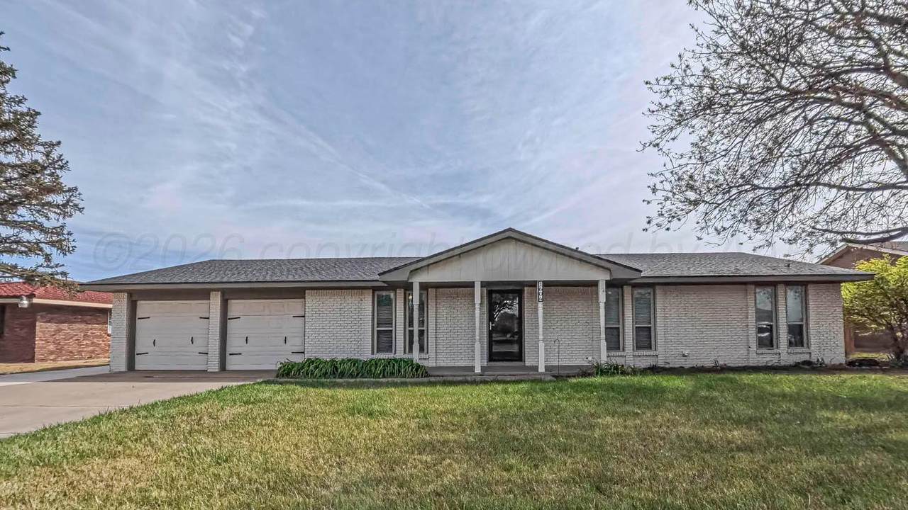 1604 Pecan - Photo 1