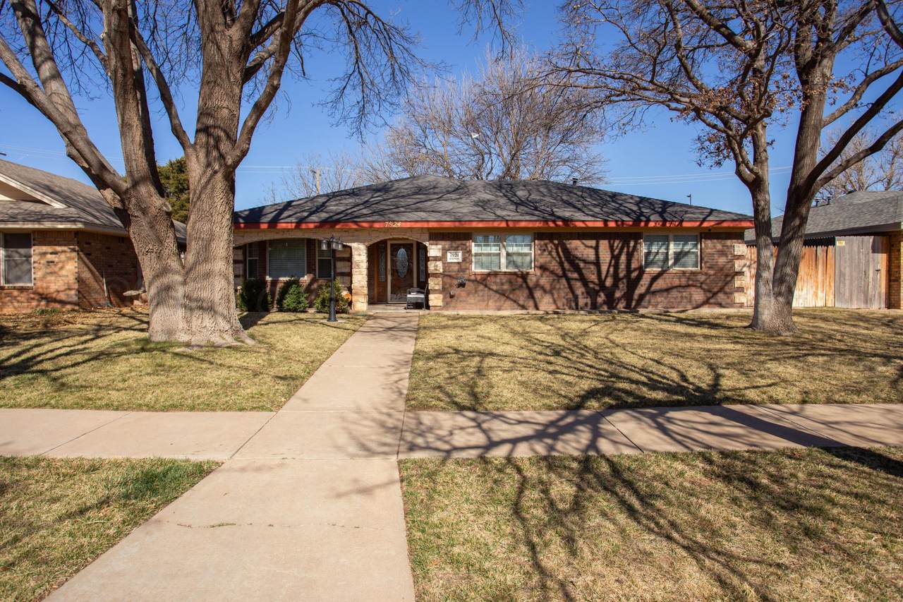 7924 Simpson Drive - Photo 1