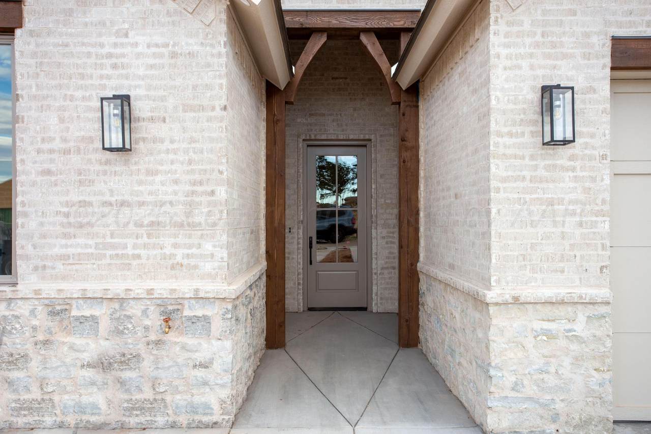 4304 Rocking Chair Lane - Photo 1
