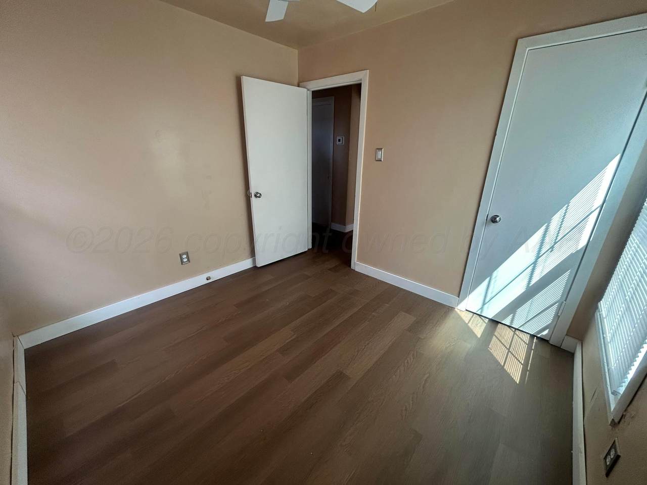 https://bt-photos.global.ssl.fastly.net/amarillo/1280_boomver_1_26-3049-2.jpg