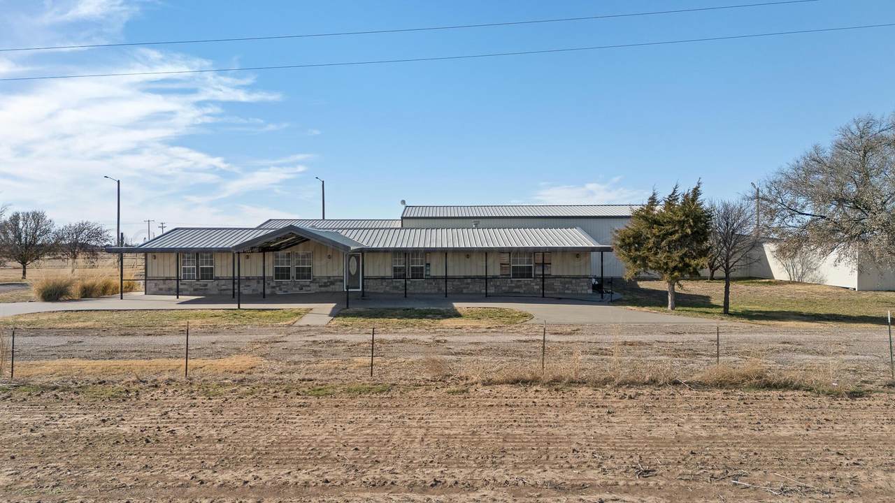 2501 Trammel Avenue - Photo 1