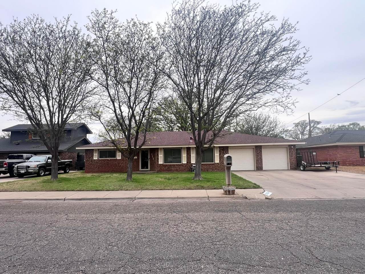 323 Centre Street - Photo 1