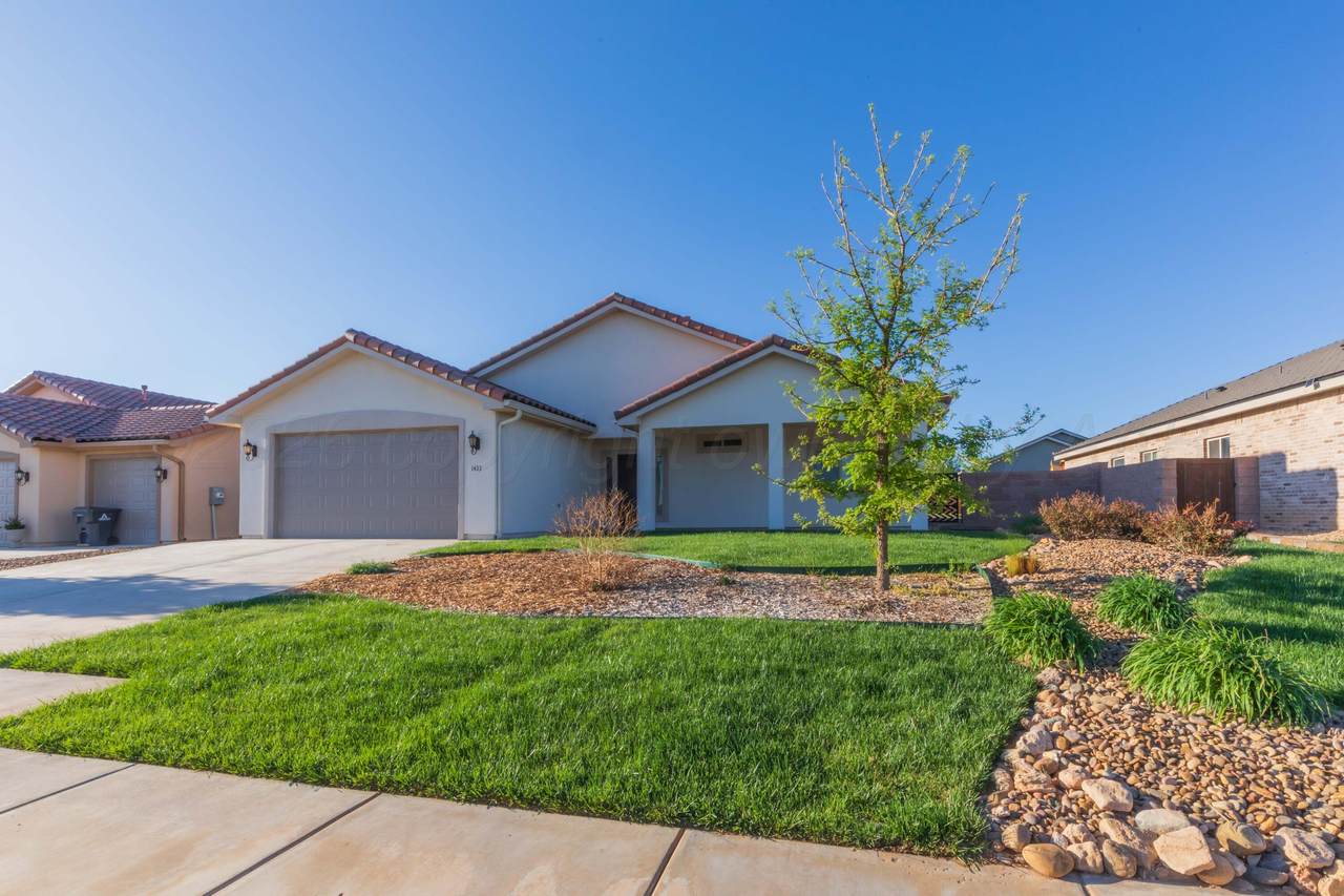 1433 Riesling Way - Photo 1