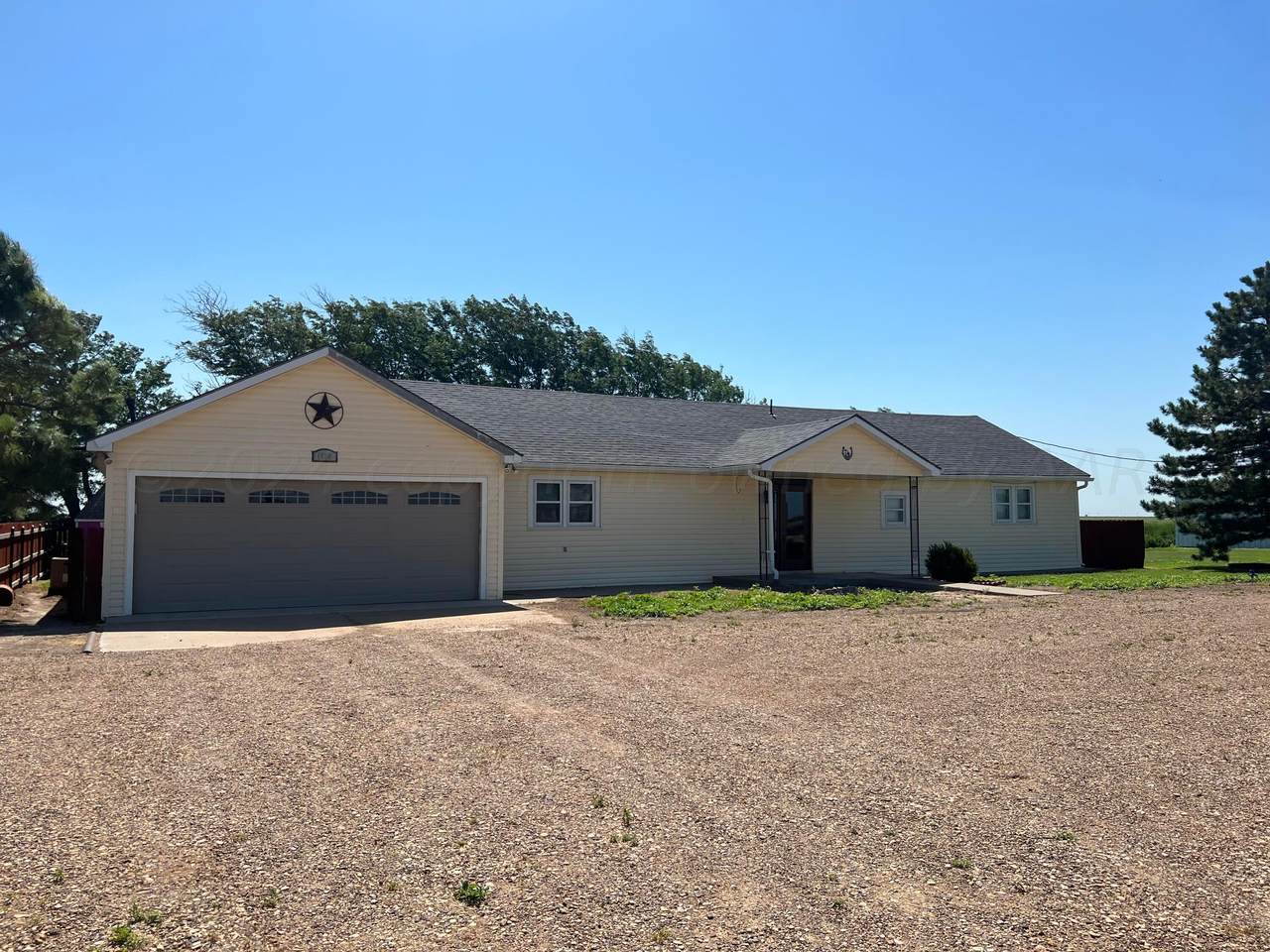 14550 Old Darrouzett Highway - Photo 1