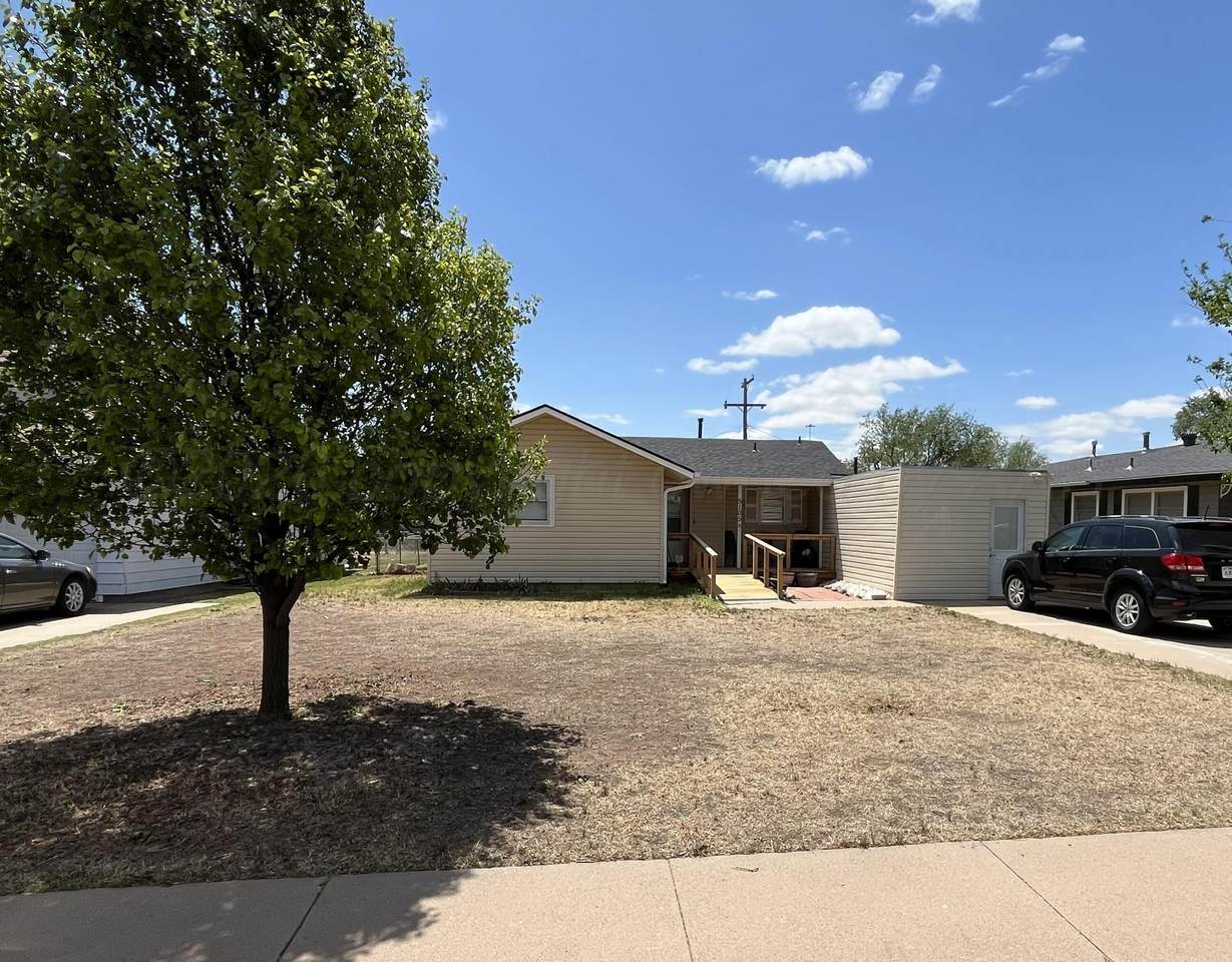 5105 James Avenue - Photo 1
