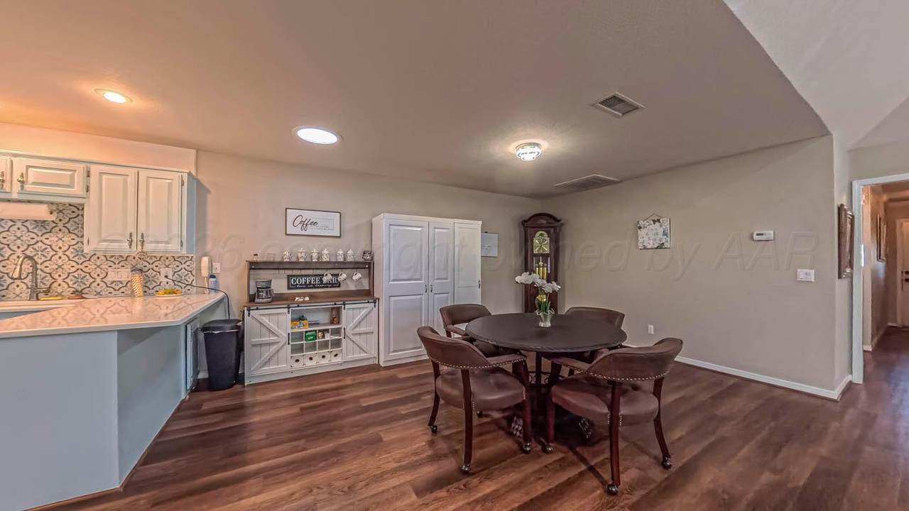 https://bt-photos.global.ssl.fastly.net/amarillo/1280_boomver_1_26-3469-2.jpg