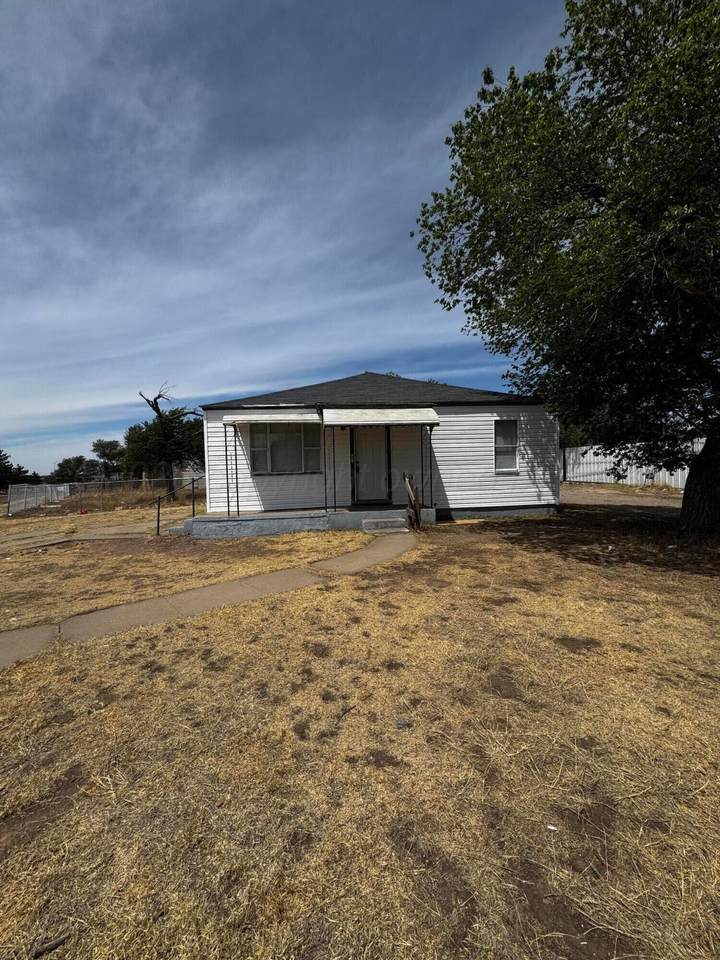 411 13th Avenue - Photo 1