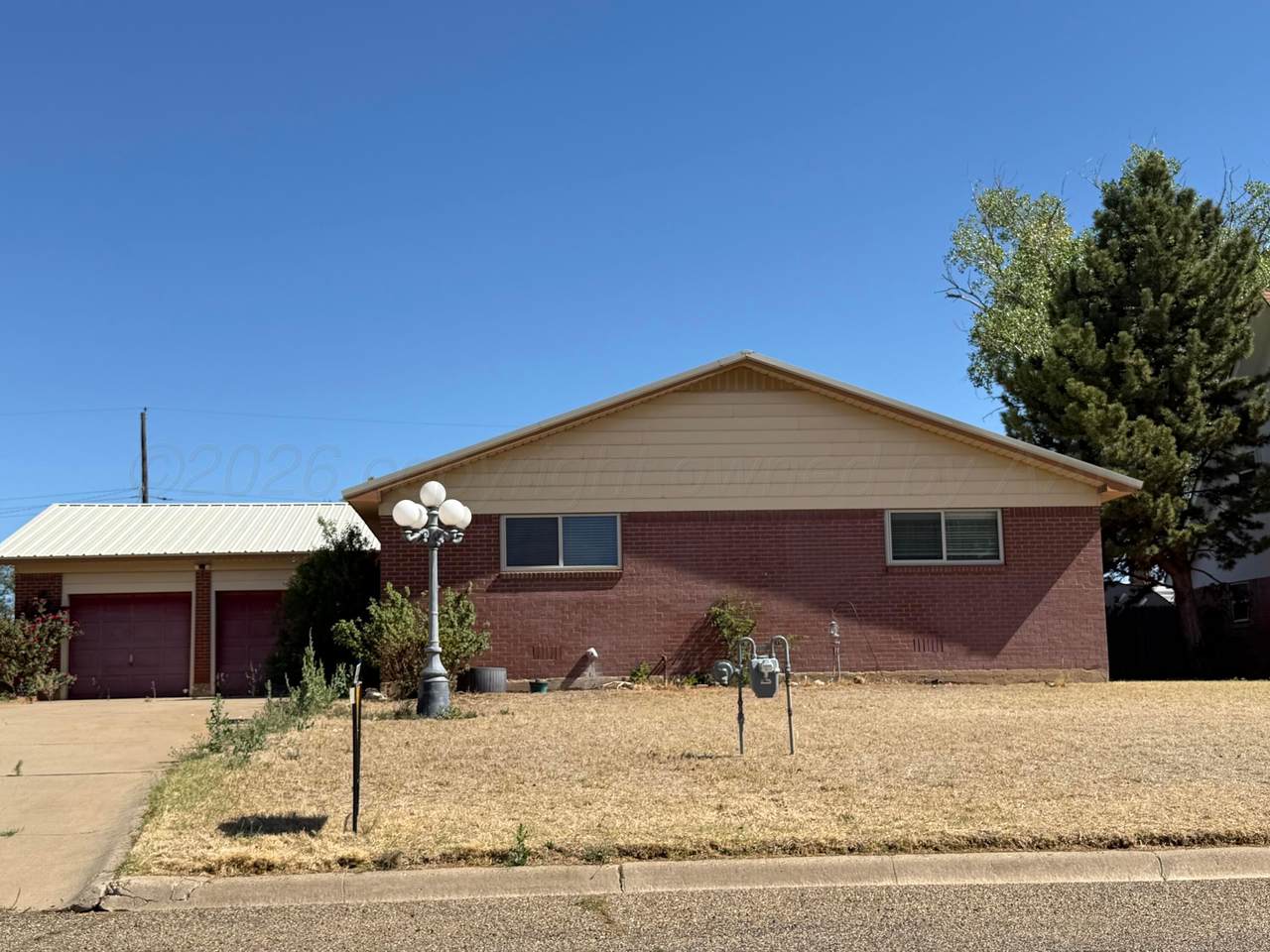 415 Mesquite Avenue - Photo 1
