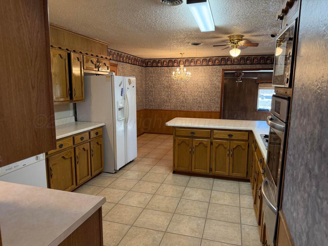 https://bt-photos.global.ssl.fastly.net/amarillo/1280_boomver_1_26-3926-2.jpg