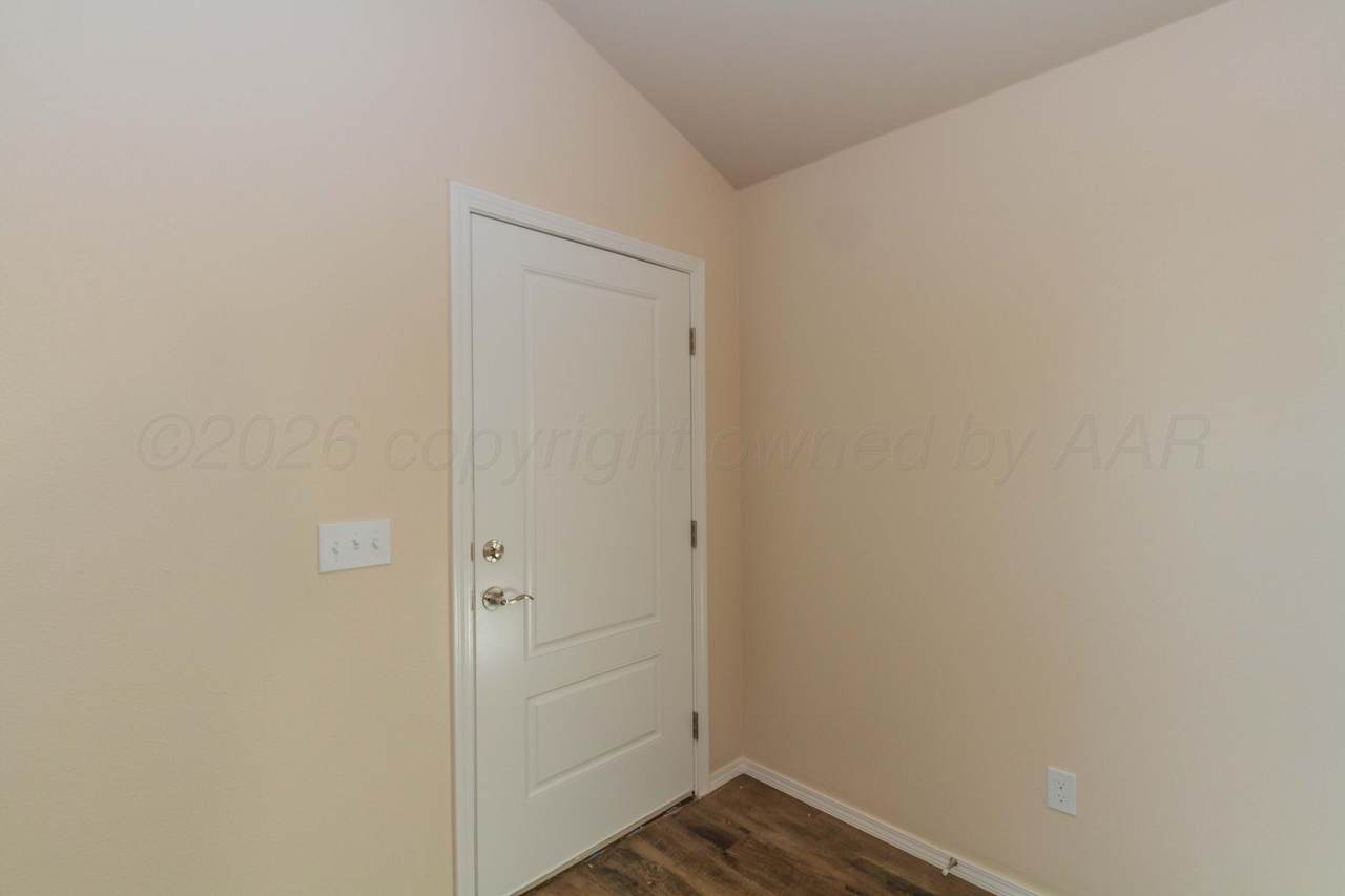 https://bt-photos.global.ssl.fastly.net/amarillo/1280_boomver_1_26-3984-2.jpg