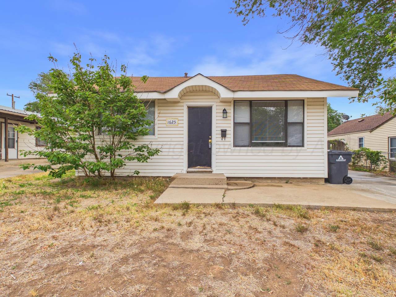 1625 La Salle Street - Photo 1