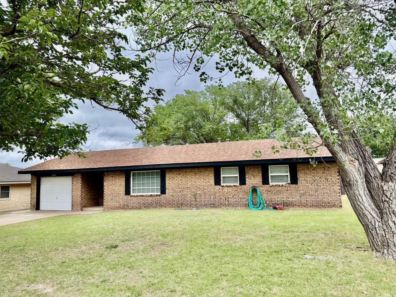 1639 Willard Avenue - Photo 1