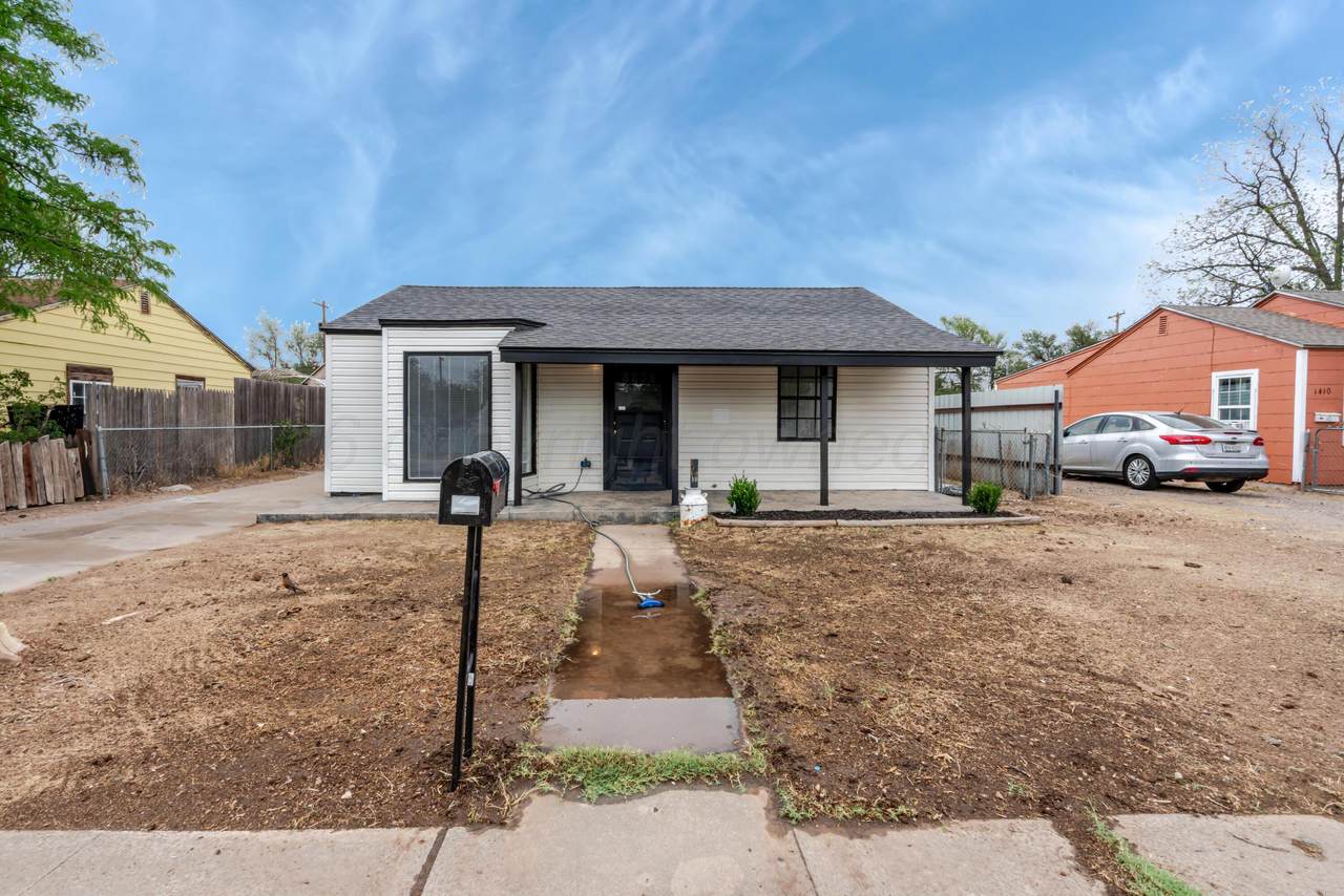 1412 Roosevelt Street - Photo 1