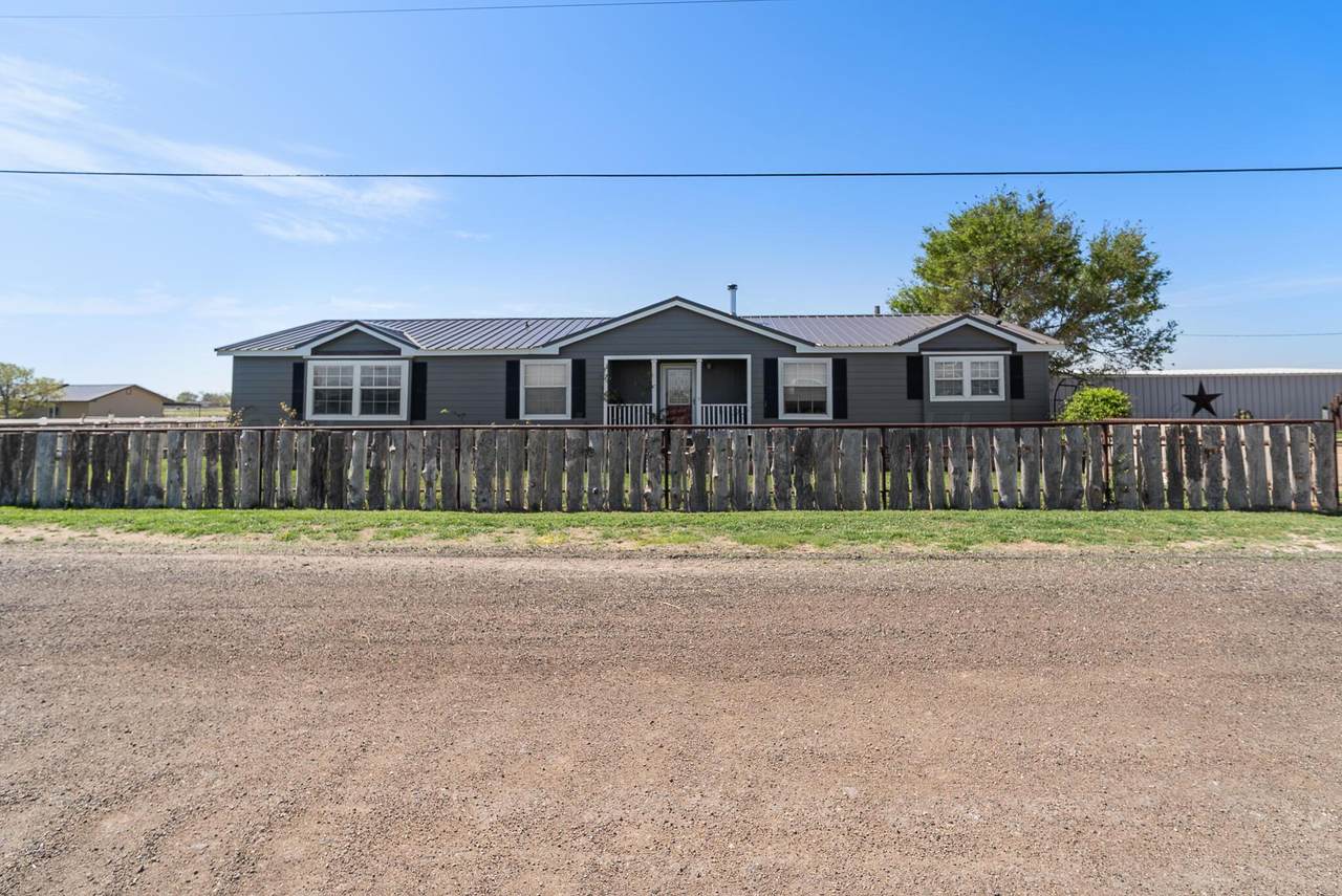 920 18th Street - Photo 1