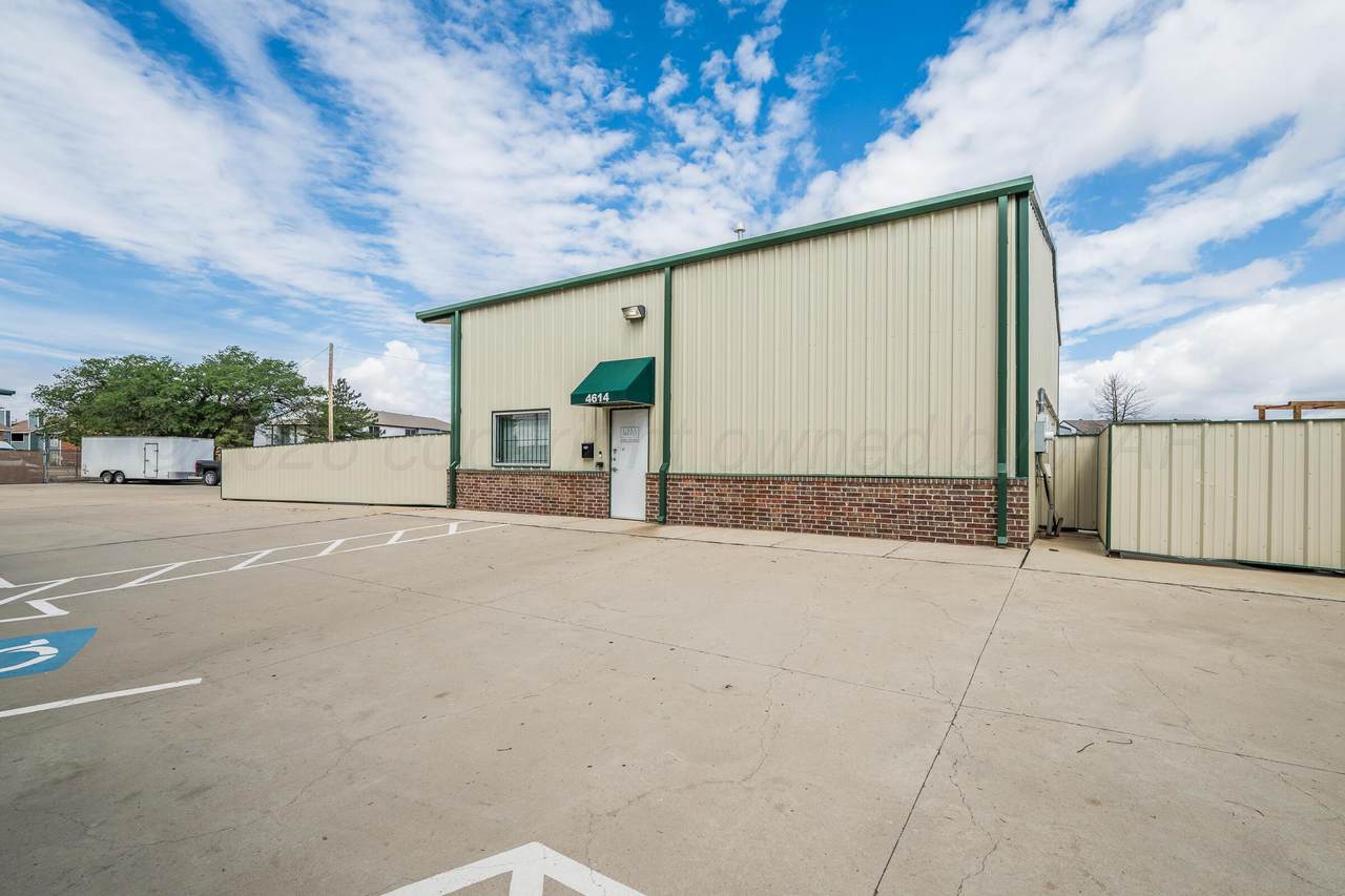 4614 Maverick Street - Photo 1