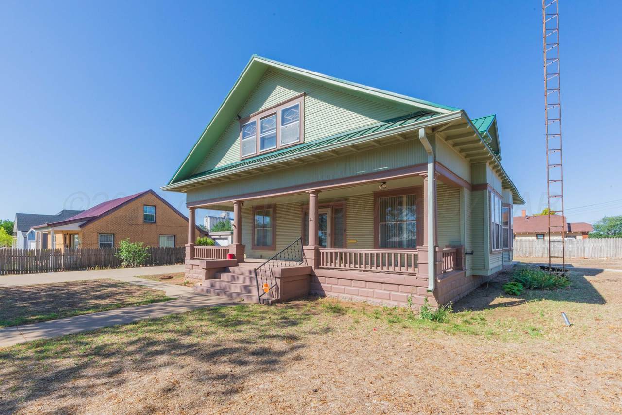 311 Jackson Avenue - Photo 1