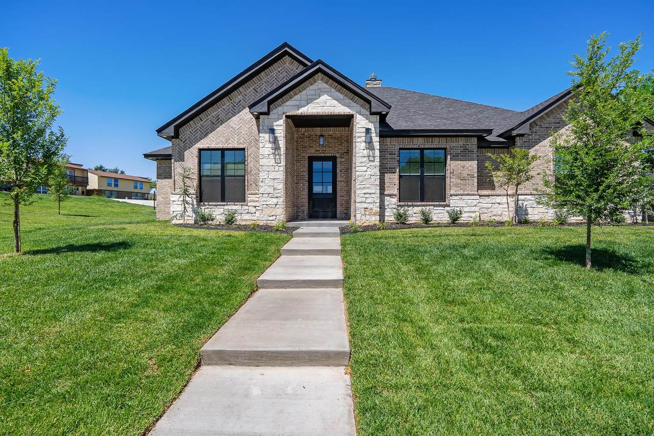 24 Southridge Drive - Photo 1