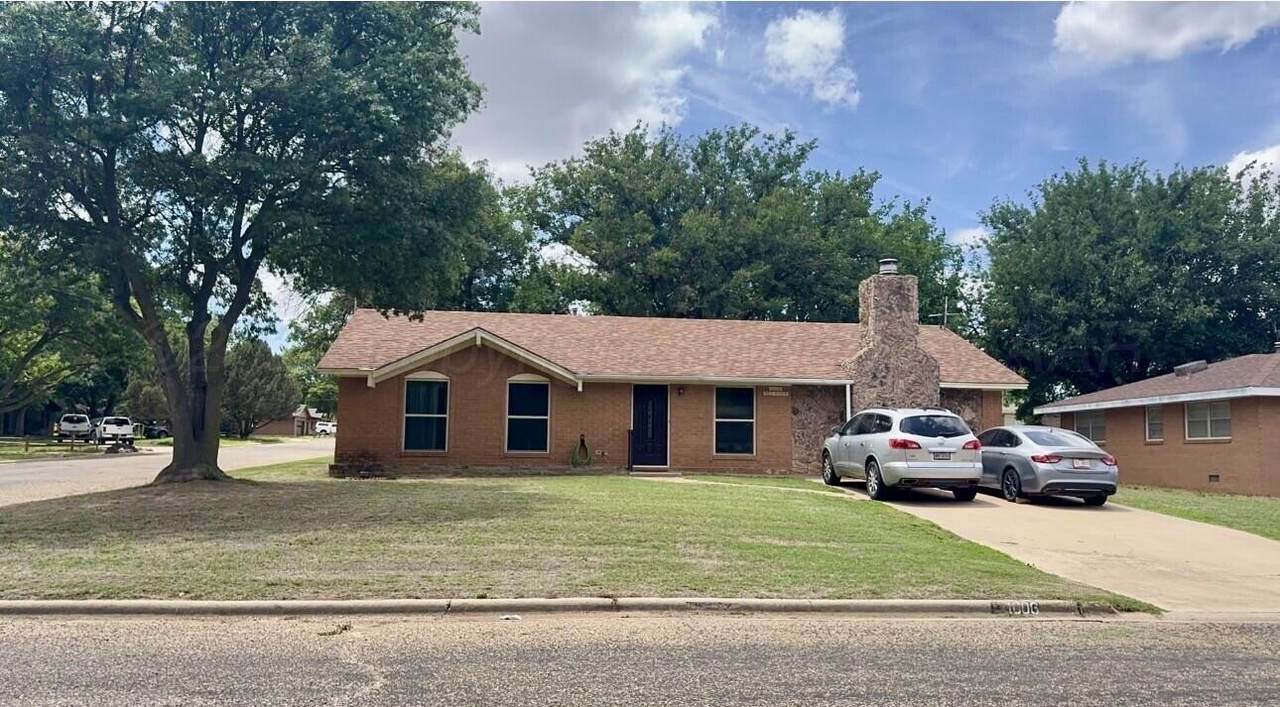 1006 Red River Street - Photo 1