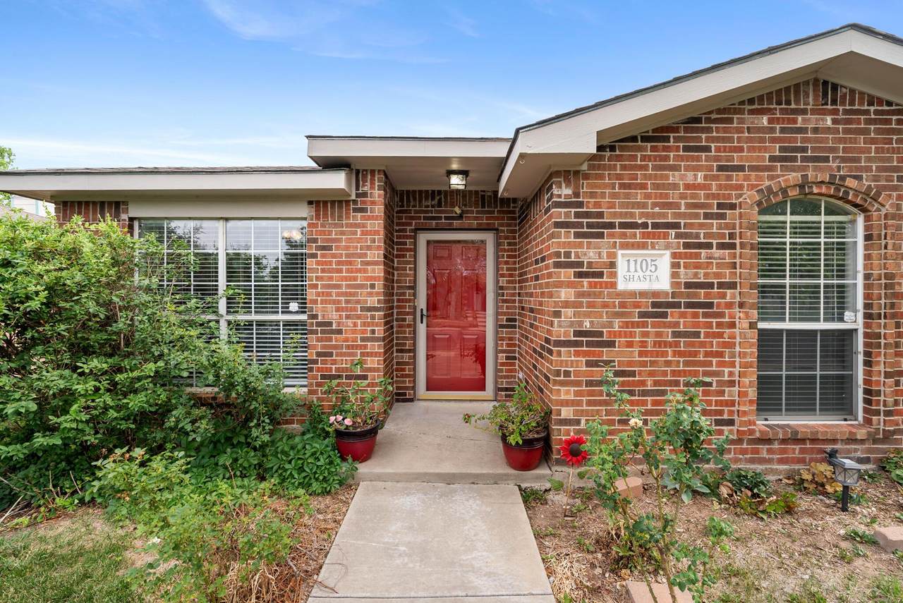 1105 Shasta Drive - Photo 1