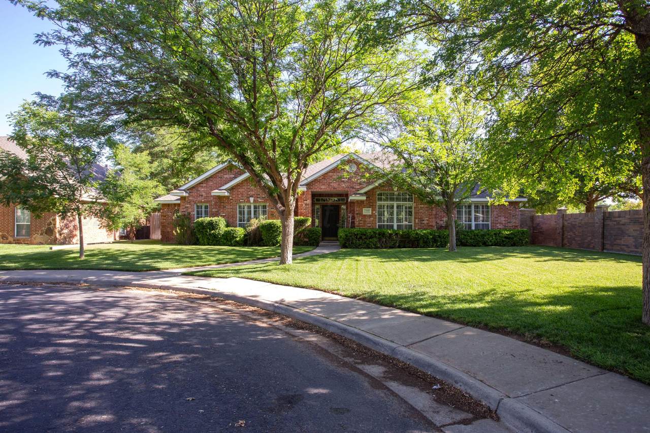 7300 Park Ridge Drive - Photo 1