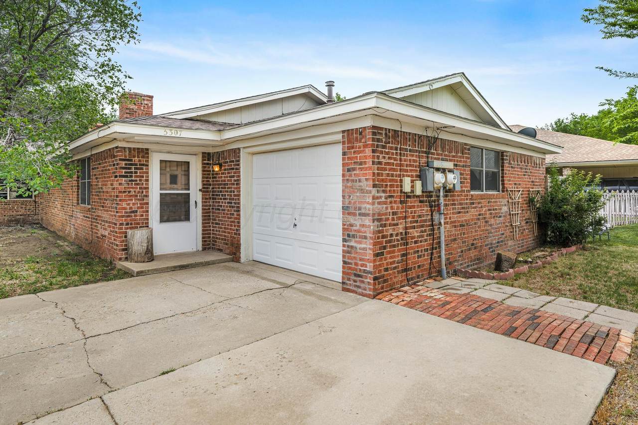 5305& 5301 Raindrop Lane - Photo 1