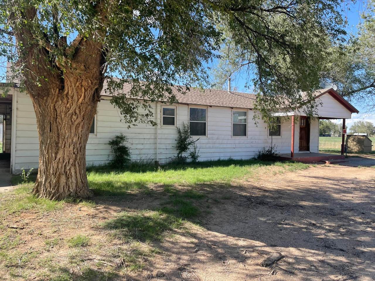 1419 Dallam Street - Photo 1