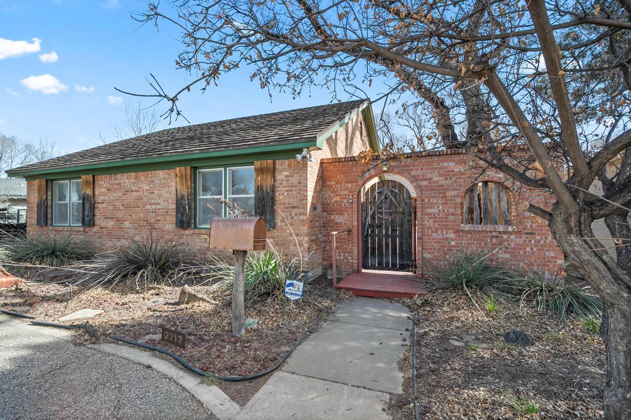 2217 Peach Tree Street - Photo 1