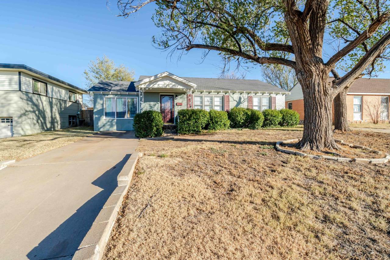 132 Goliad Street - Photo 1