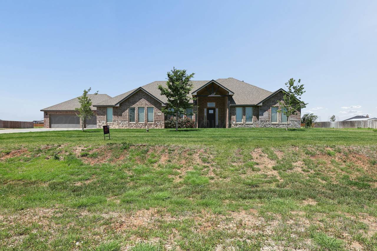 9240 Highland Springs Drive - Photo 1