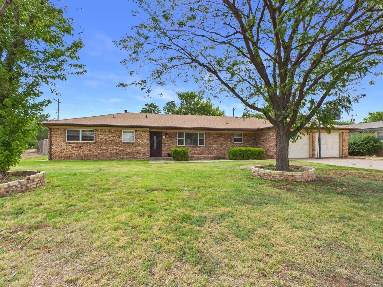 410 Mills Avenue - Photo 1