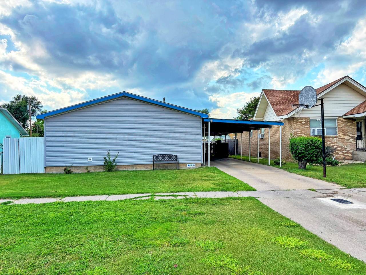 1010 Baylor Street - Photo 1