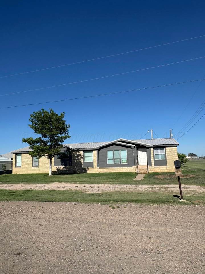 1910 Avenue H - Photo 1