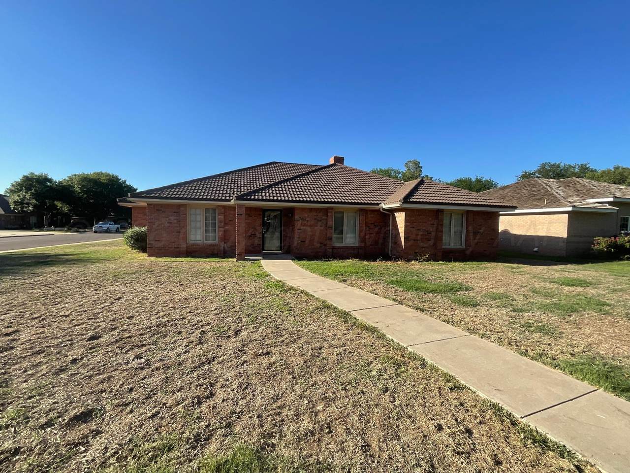 7812 Legend Avenue - Photo 1