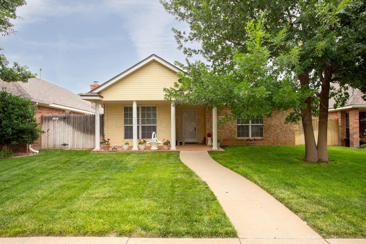 6206 Oakcrest Lane - Photo 1