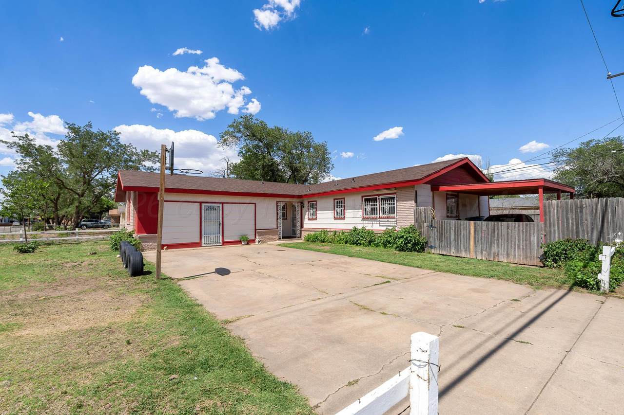 2811 Carter Street - Photo 1