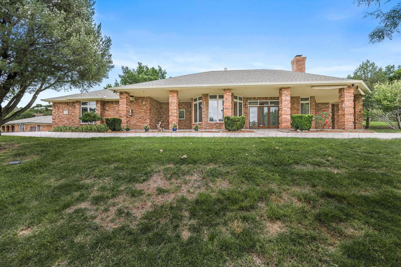 205 Timbercreek Drive - Photo 1